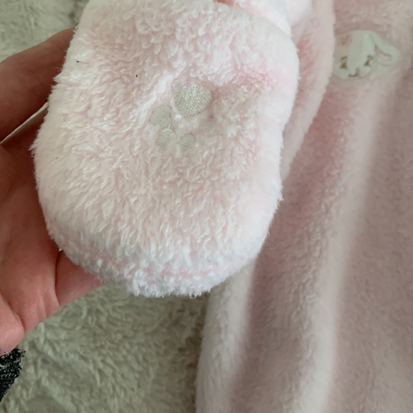 Bunnie onesie - Picture 2 of 7